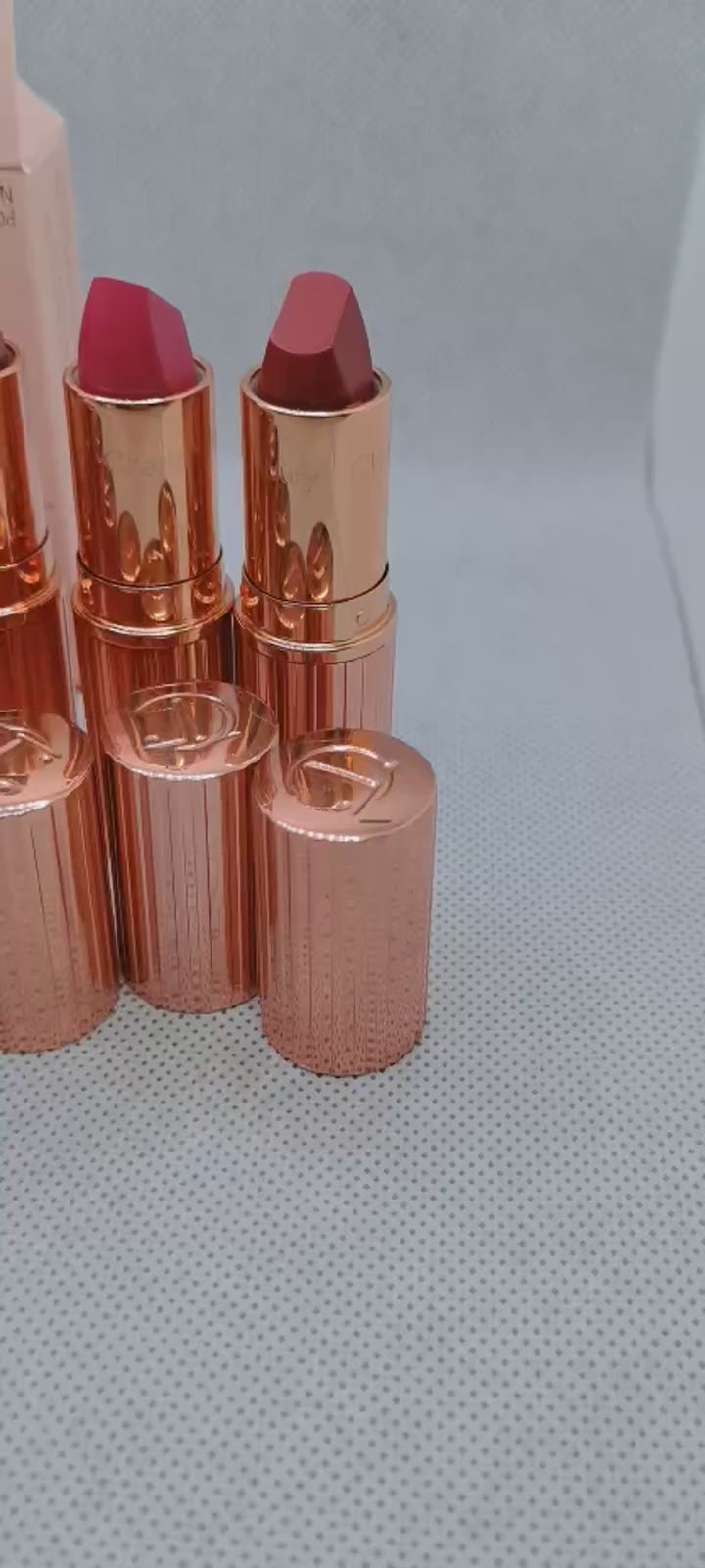 Charlotte Tilbury Makeup Lipstick Walk of No Shame Graceful Pink Pillow Talk Moisturizing Plumping Lip Gloss Strawberry Vanilla